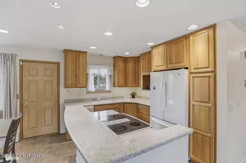 Kitchen - 3604 E 18th Ave, Anchorage, AK 99508 photo 1 of 4