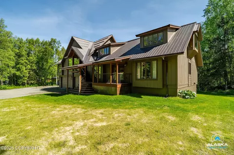 14901 Terrace Ln, Eagle River, AK 99577
