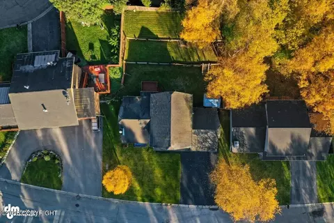 View/Area - 2821 Ruby Dr, Anchorage, AK 99502 photo 1 of 3