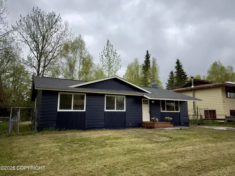 6124 E 21st Ave, Anchorage, AK 99504