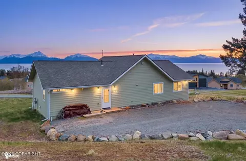 971 Eric Ln, Homer, AK 99603