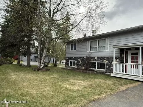 2150 Chandalar Dr, Anchorage, AK 99504