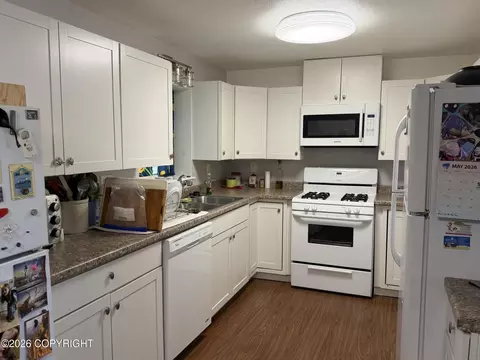Kitchen - 6412 E 15th Ct, Anchorage, AK 99504 photo 4 of 4