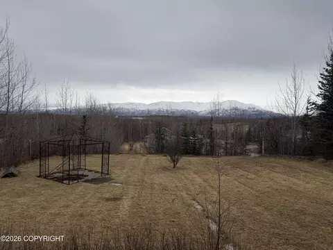 8861 E Kiva Way, Palmer, AK 99645