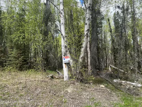 3762 N White Knight Dr, Wasilla, AK 99654