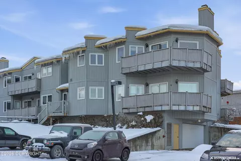 4109 Lynn Dr #212, Anchorage, AK 99508