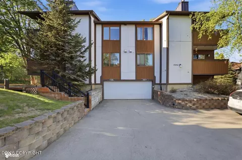 7436 Foxridge Way # 4A, Anchorage, AK 99518