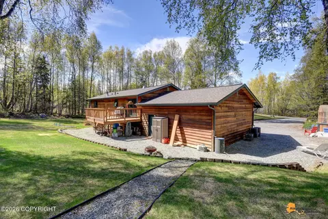 Exterior - 19655 Belduque Ct, Chugiak, AK 99567 photo 12 of 23