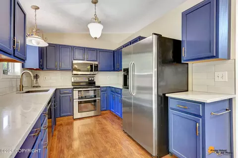 Kitchen - 19655 Belduque Ct, Chugiak, AK 99567 photo 1 of 4