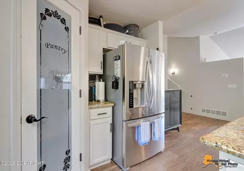 Kitchen - 20527 Birch Crest Ln, Eagle River, AK 99577 photo 5 of 10