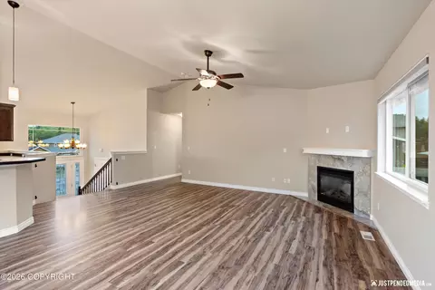 Living - 13115 Rosser Dr, Eagle River, AK 99577 photo 2 of 5