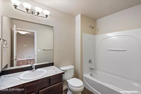 Bath - 13115 Rosser Dr, Eagle River, AK 99577 photo 4 of 4