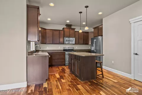 Kitchen - 13314 Rosser Dr, Eagle River, AK 99577 photo 1 of 10