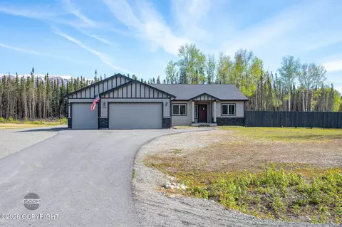 5327 N Suslositna St, Wasilla, AK 99654