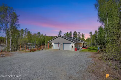 7475 W Rodney Cir, Wasilla, AK 99623