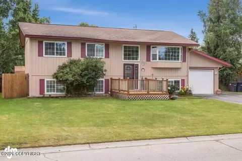 2913 Sunflower St, Anchorage, AK 99508