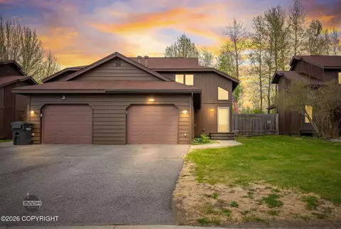 6935 Meadow St #E2, Anchorage, AK 99507
