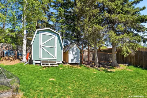 Exterior - 18327 Hidden Falls Ave, Eagle River, AK 99577 photo 7 of 10