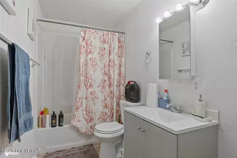 Bath - 4027 E 8th Ave, Anchorage, AK 99508 photo 2 of 2