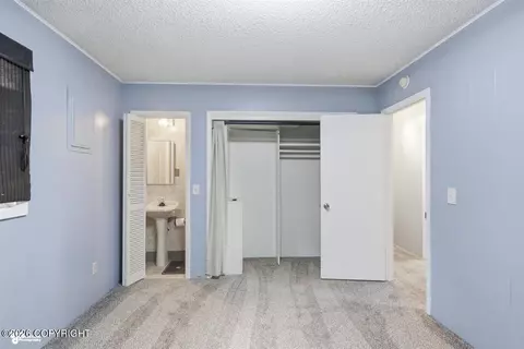 Bedroom - 4964 Chena Ave, Anchorage, AK 99508 photo 5 of 6