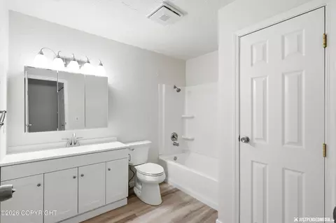 Bath - 11100 Aurora Cir, Eagle River, AK 99577 photo 3 of 3