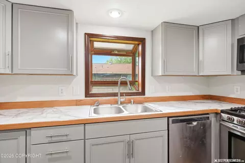 Kitchen - 11100 Aurora Cir, Eagle River, AK 99577 photo 2 of 3