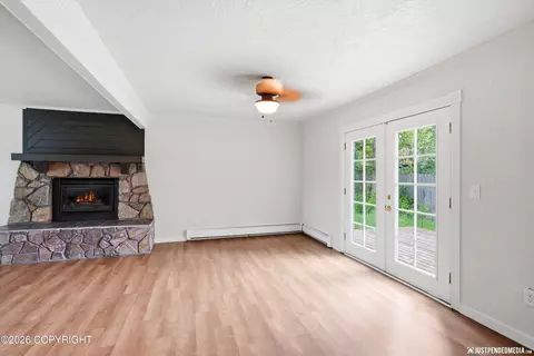 Living - 11100 Aurora Cir, Eagle River, AK 99577 photo 4 of 8