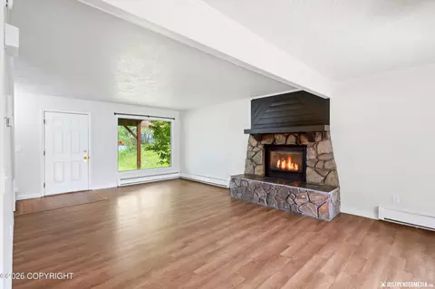 Living - 11100 Aurora Cir, Eagle River, AK 99577 photo 2 of 8