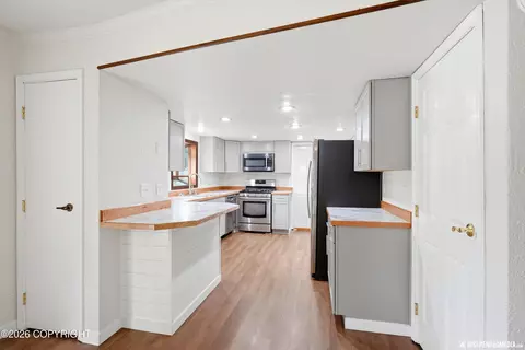 Kitchen - 11100 Aurora Cir, Eagle River, AK 99577 photo 1 of 3
