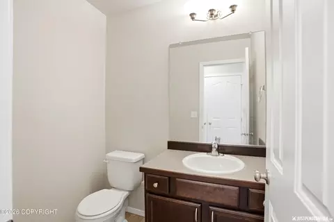 Bath - 20485 Icefall Dr, Eagle River, AK 99577 photo 3 of 4