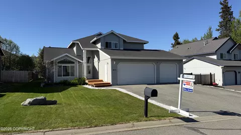5713 Flagstone Cir, Anchorage, AK 99502