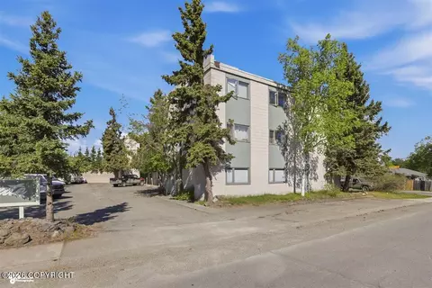 2400 Barrow St #304, Anchorage, AK 99503