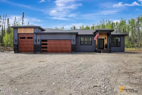 8386 W Aurora Heights Loop, Wasilla, AK 99623