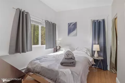 Bedroom - 4128 Wright St, Anchorage, AK 99508 photo 8 of 9