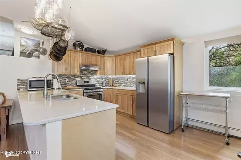 Kitchen - 4128 Wright St, Anchorage, AK 99508 photo 6 of 9