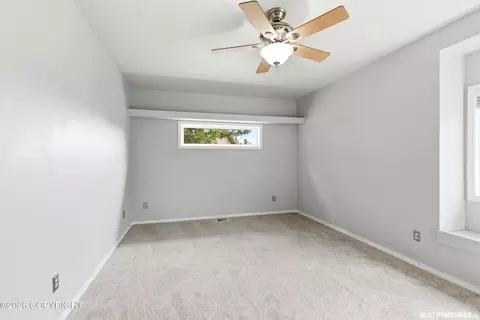Bedroom - 20183 Constitution Dr, Eagle River, AK 99577 photo 3 of 8