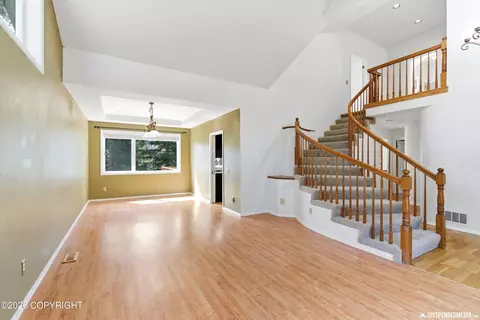 Living - 20183 Constitution Dr, Eagle River, AK 99577 photo 2 of 9