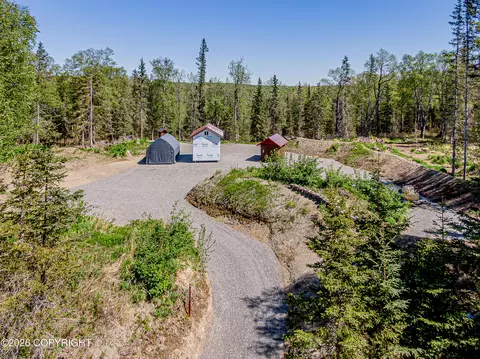 52178 Holley Beck St, Kenai, AK 99611