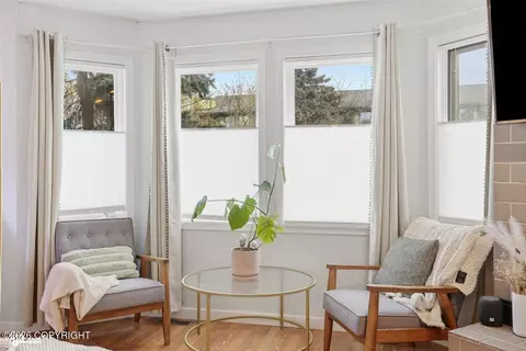 Living - 320 E Dowling Rd # 7, Anchorage, AK 99518 photo 3 of 4