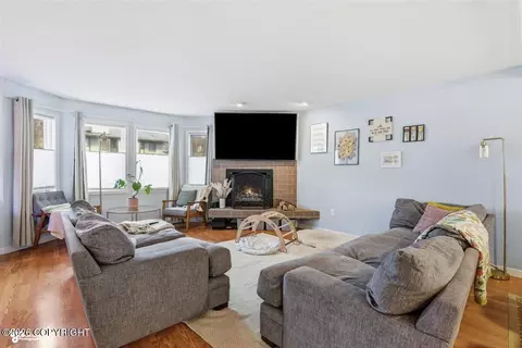 320 E Dowling Rd # 7, Anchorage, AK 99518