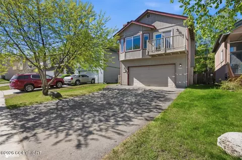 3840 Reflection Dr, Anchorage, AK 99504