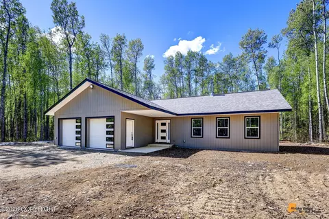 10984 N Nanlow Ln, Willow, AK 99688