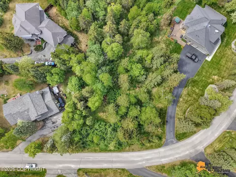 000 Southpark Bluff Dr, Anchorage, AK 99516