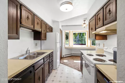 Kitchen - 5836 E 9th Ct, Anchorage, AK 99504 photo 4 of 4