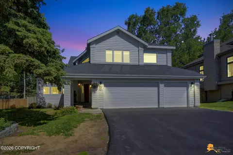 3920 Eastwind Dr, Anchorage, AK 99516