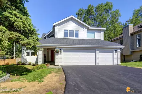 3920 Eastwind Dr, Anchorage, AK 99516