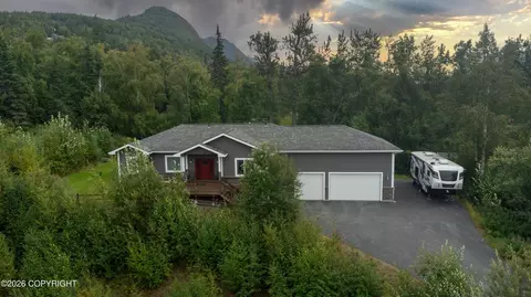11237 Jessie Mae Cir, Eagle River, AK 99577