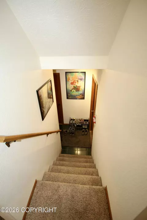Entry Way - 22939 Eagle Glacier Loop, Eagle River, AK 99577 photo 5 of 5