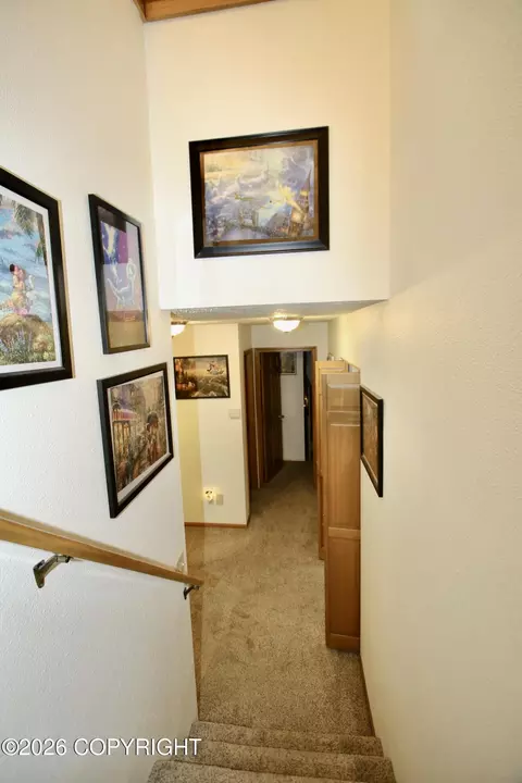 Entry Way - 22939 Eagle Glacier Loop, Eagle River, AK 99577 photo 3 of 5