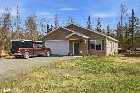 1261 E Spruce Ave, Wasilla, AK 99654